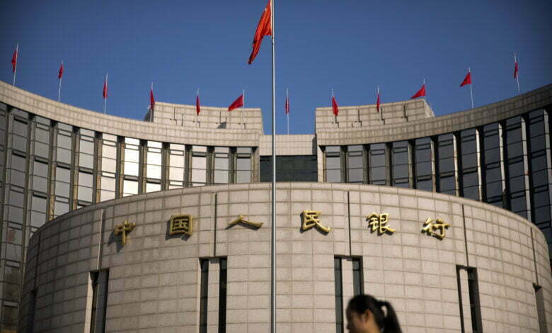 "الكراك موجود": الصين ضد الصين.  العالم على الديون العالمية