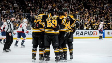 سجل Bruins رقمًا قياسيًا في نقاط NHL لموسم واحد على الإطلاق